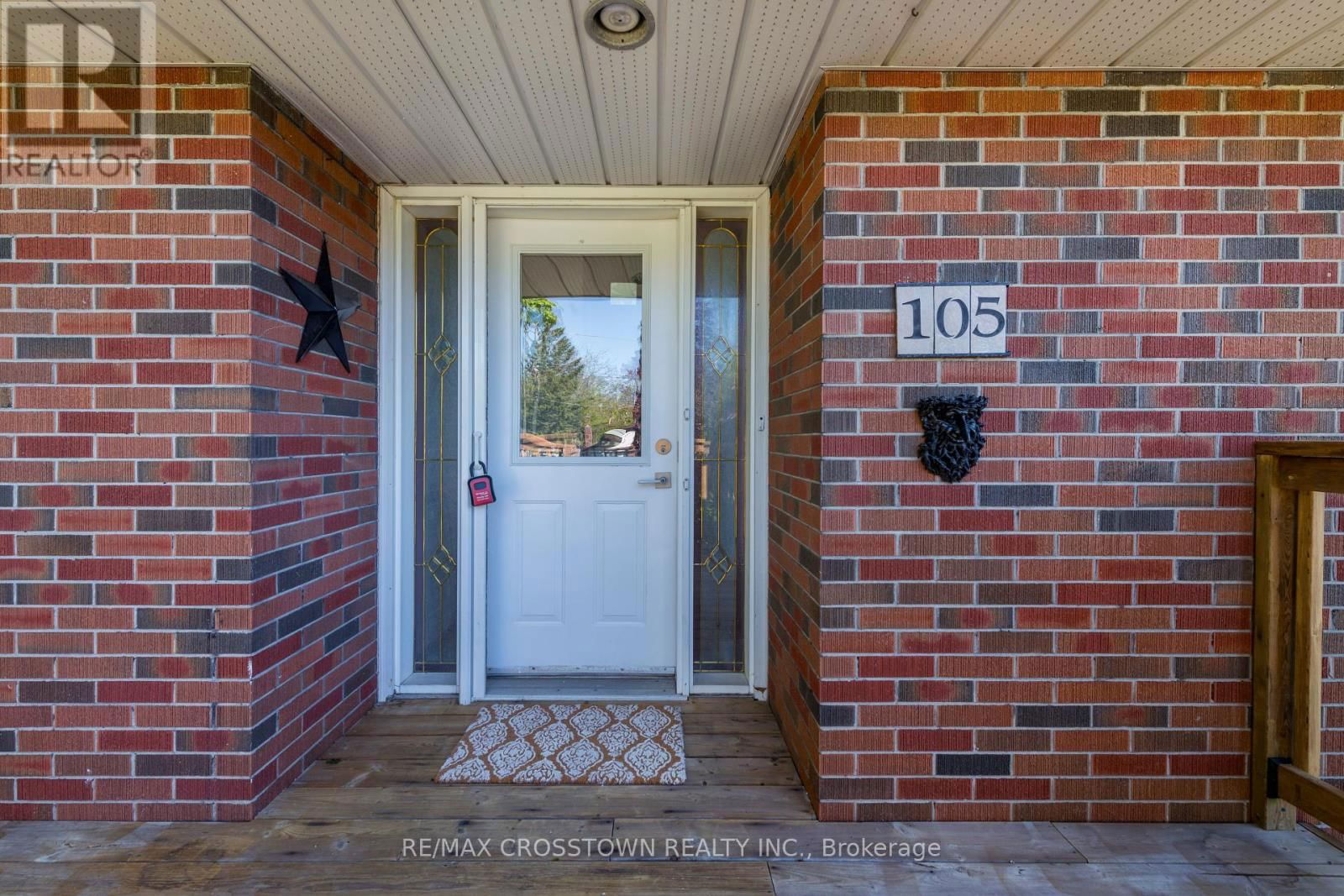 105 ECCLES STREET NORTH Image 7