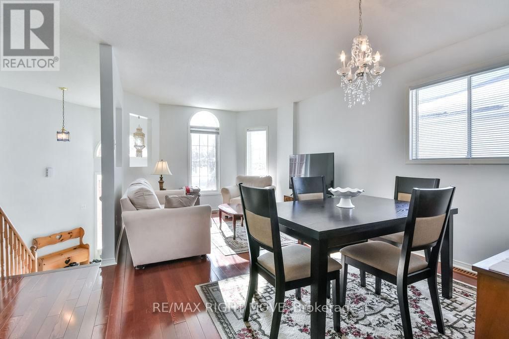 203 DYER DRIVE Image 11