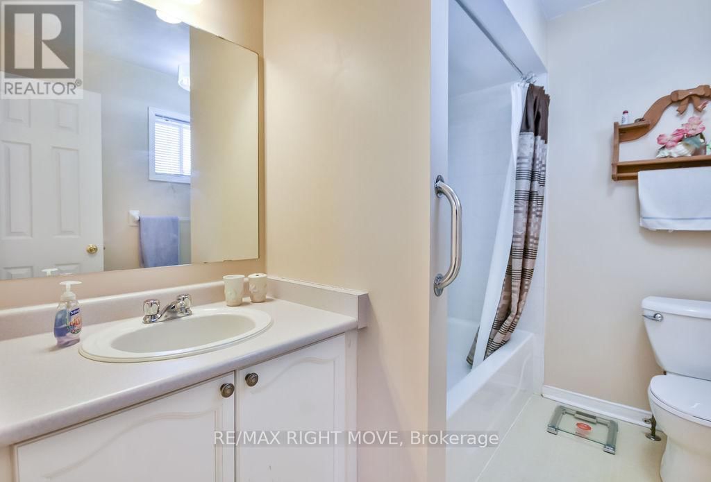 203 DYER DRIVE Image 24