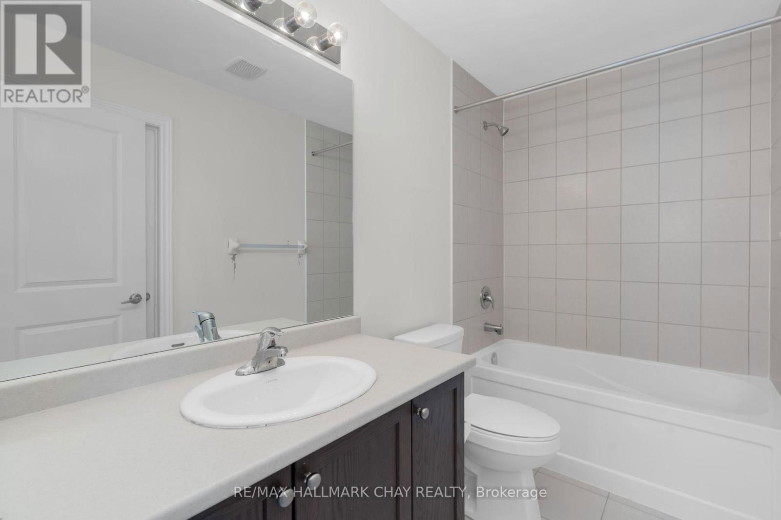 19 CHURCHLEA MEWS Image 18