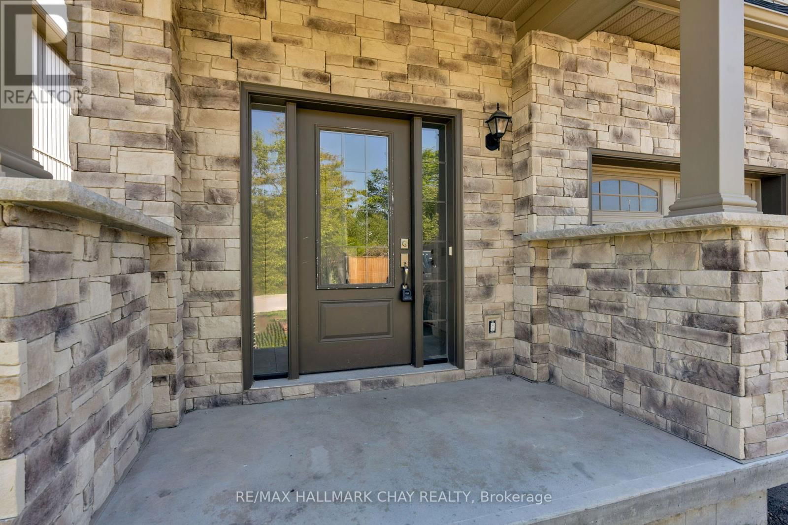 19 CHURCHLEA MEWS Image 2