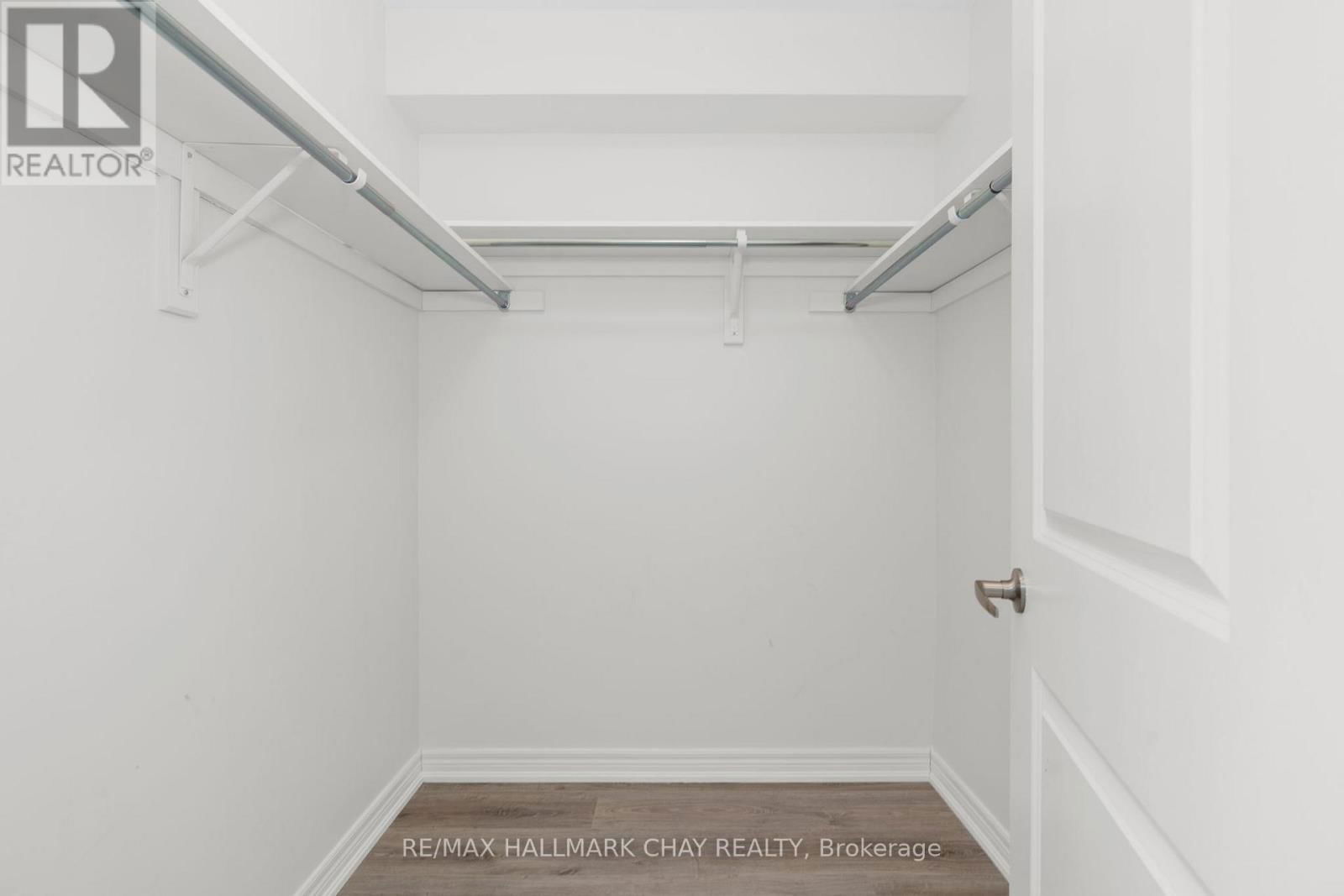 19 CHURCHLEA MEWS Image 25