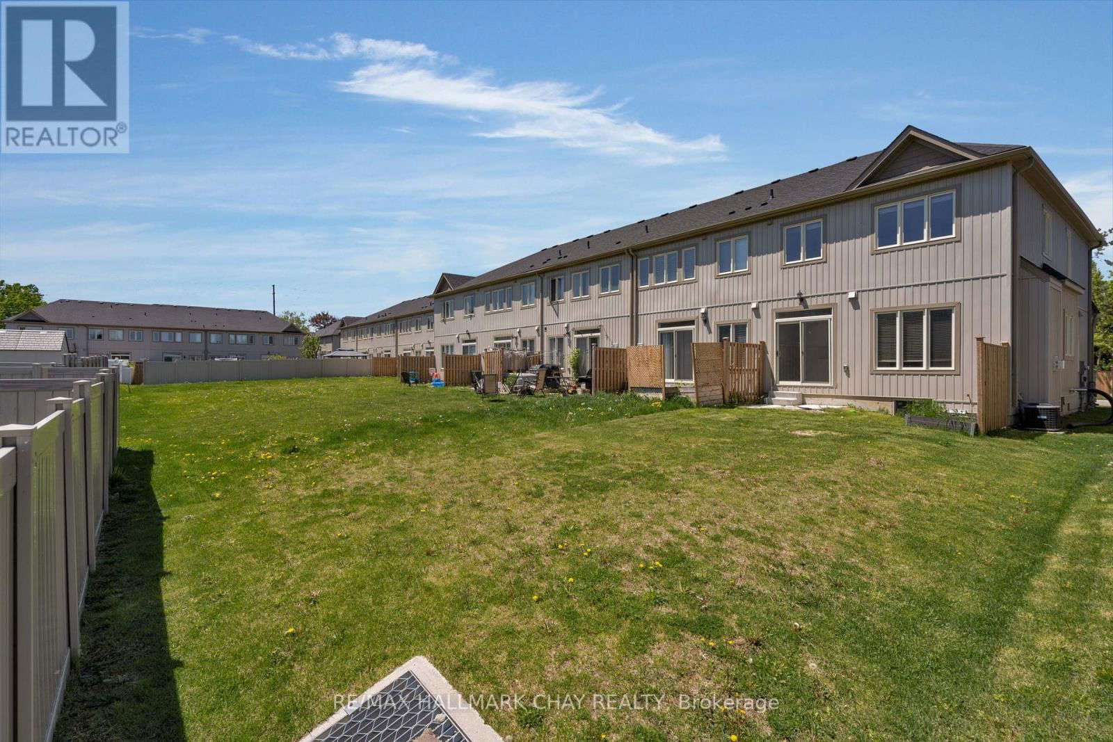 19 CHURCHLEA MEWS Image 27