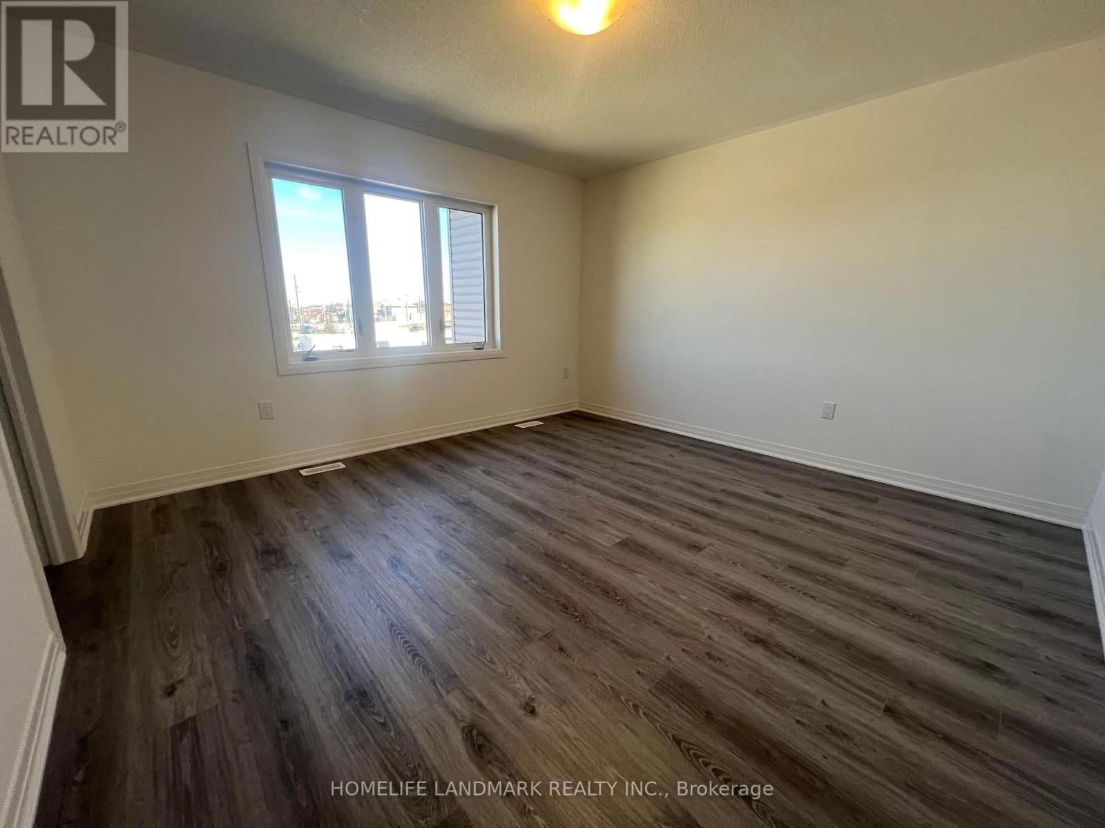 59 SAGEWOOD AVENUE Image 4