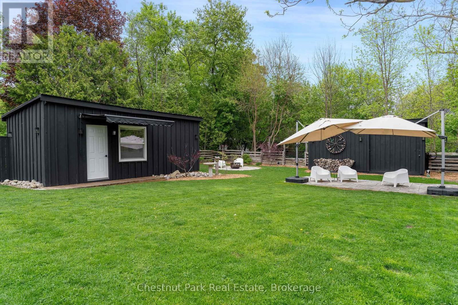 323 OAK STREET Image 4