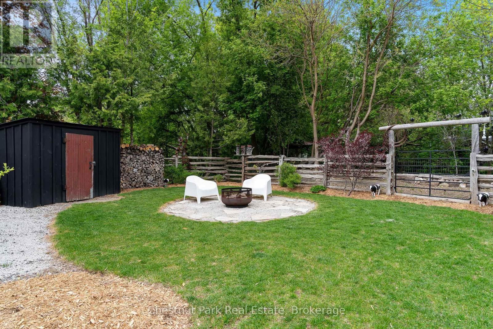 323 OAK STREET Image 6