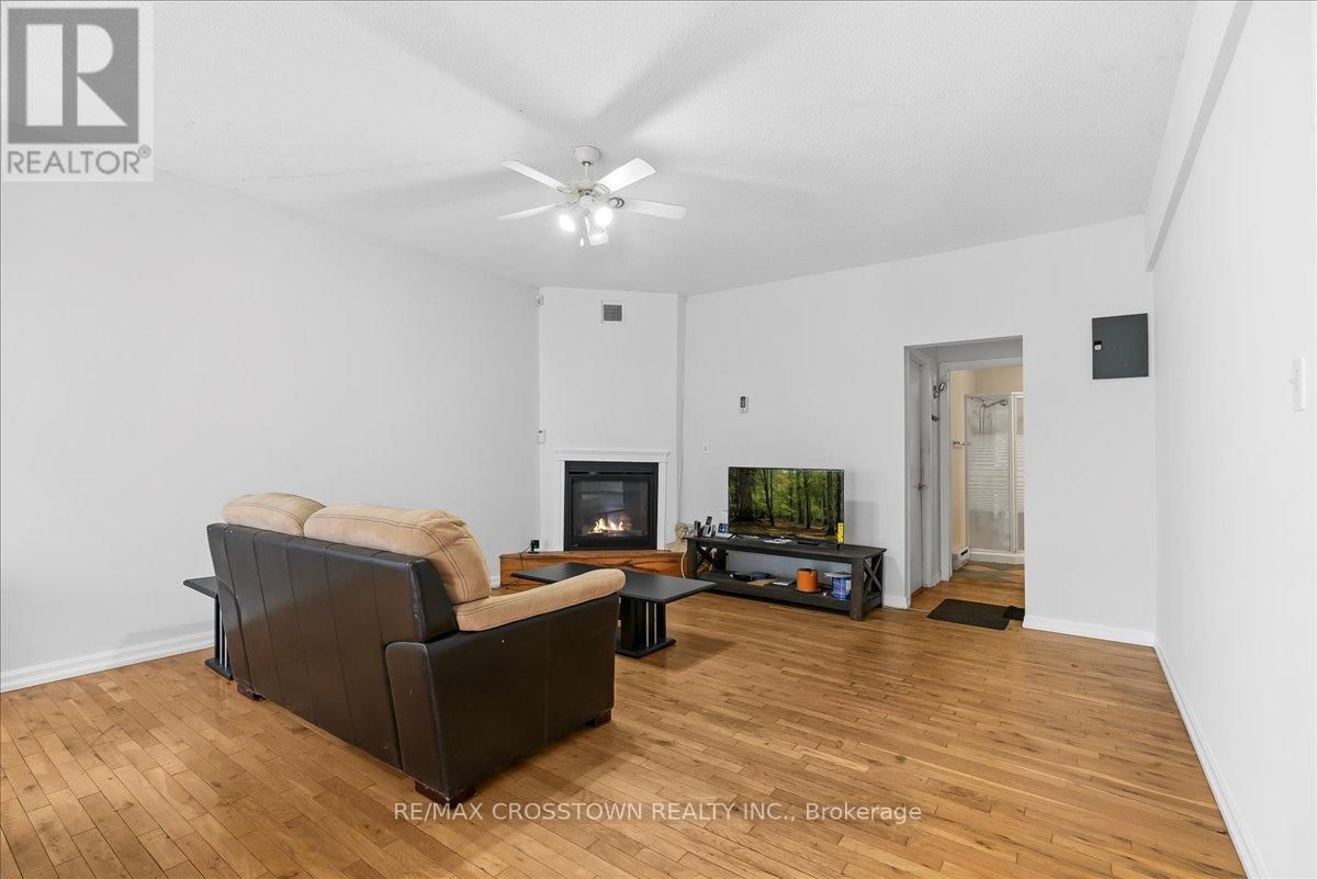 369 BALM BEACH ROAD WEST Image 25