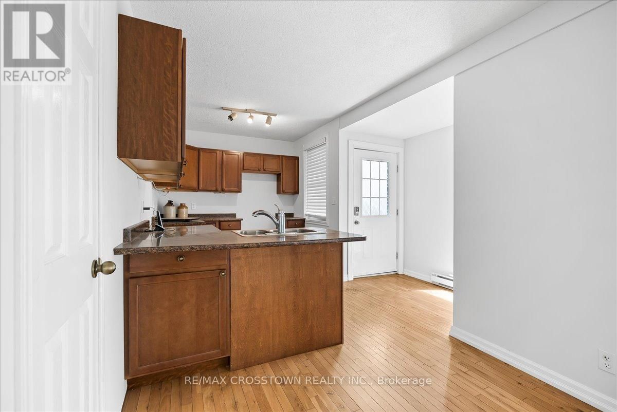 369 BALM BEACH ROAD WEST Image 28