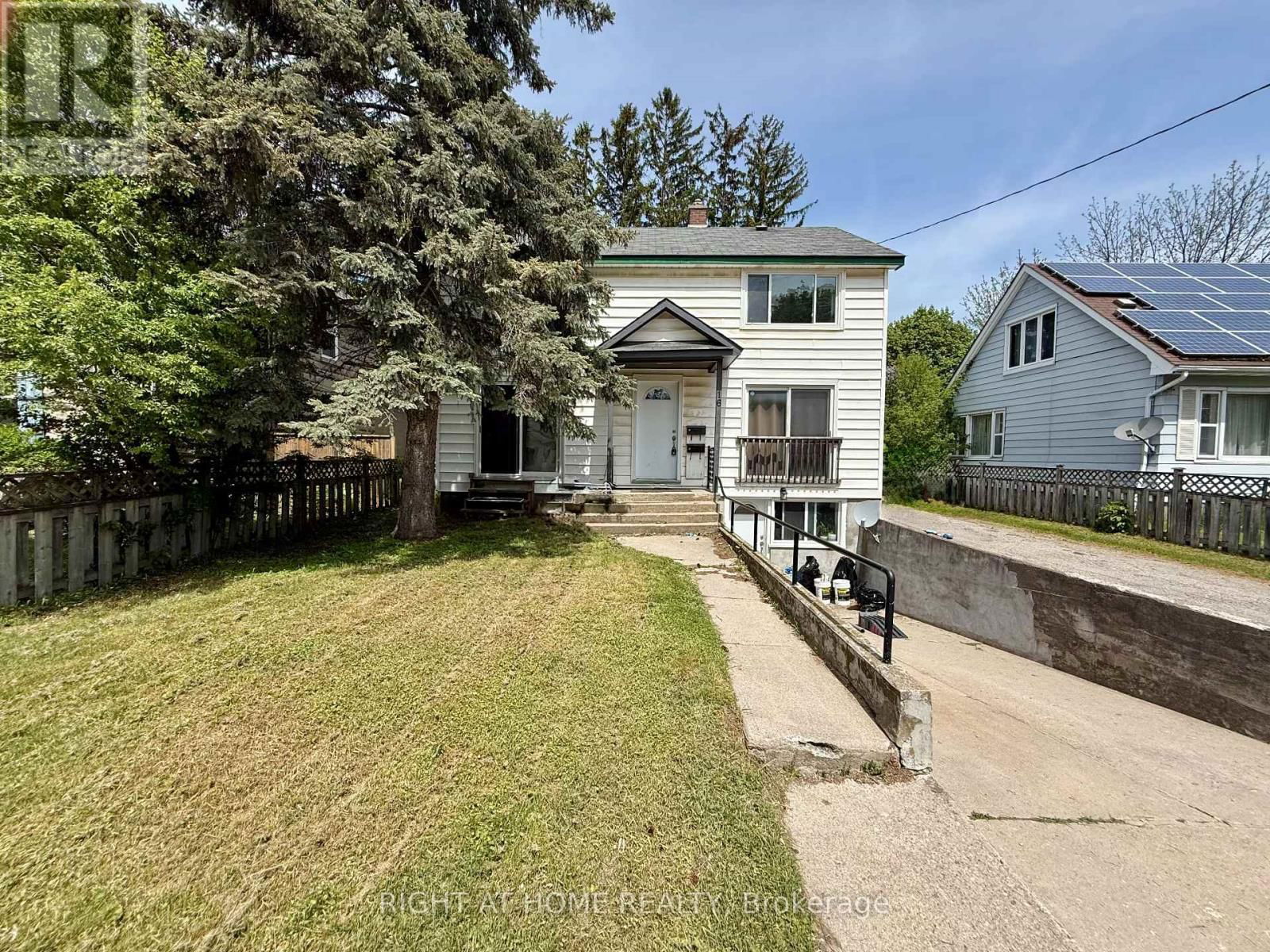 16 DUFFERIN STREET Image 1