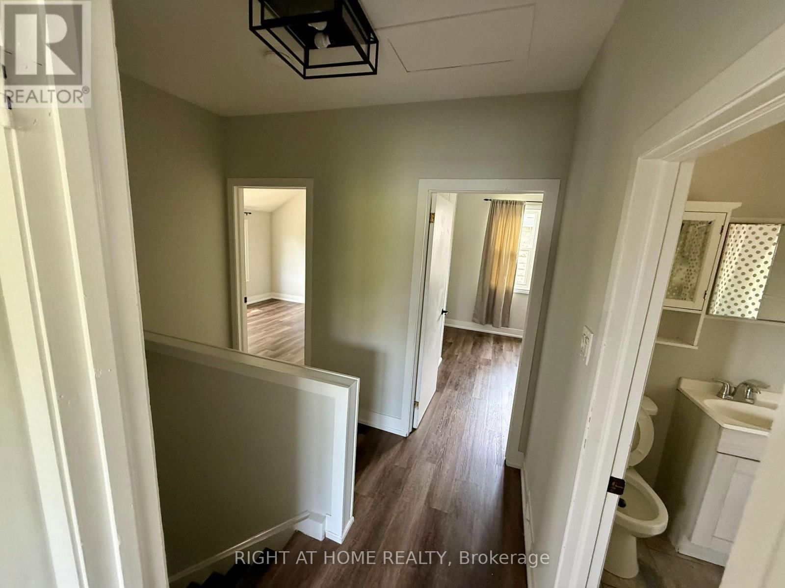 16 DUFFERIN STREET Image 11