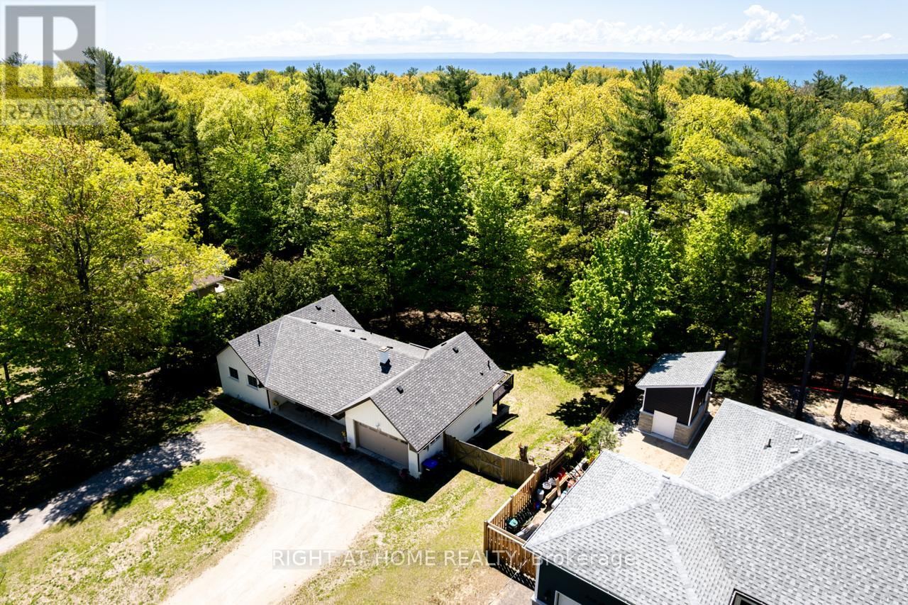 214 DESROCHES TRAIL Image 44