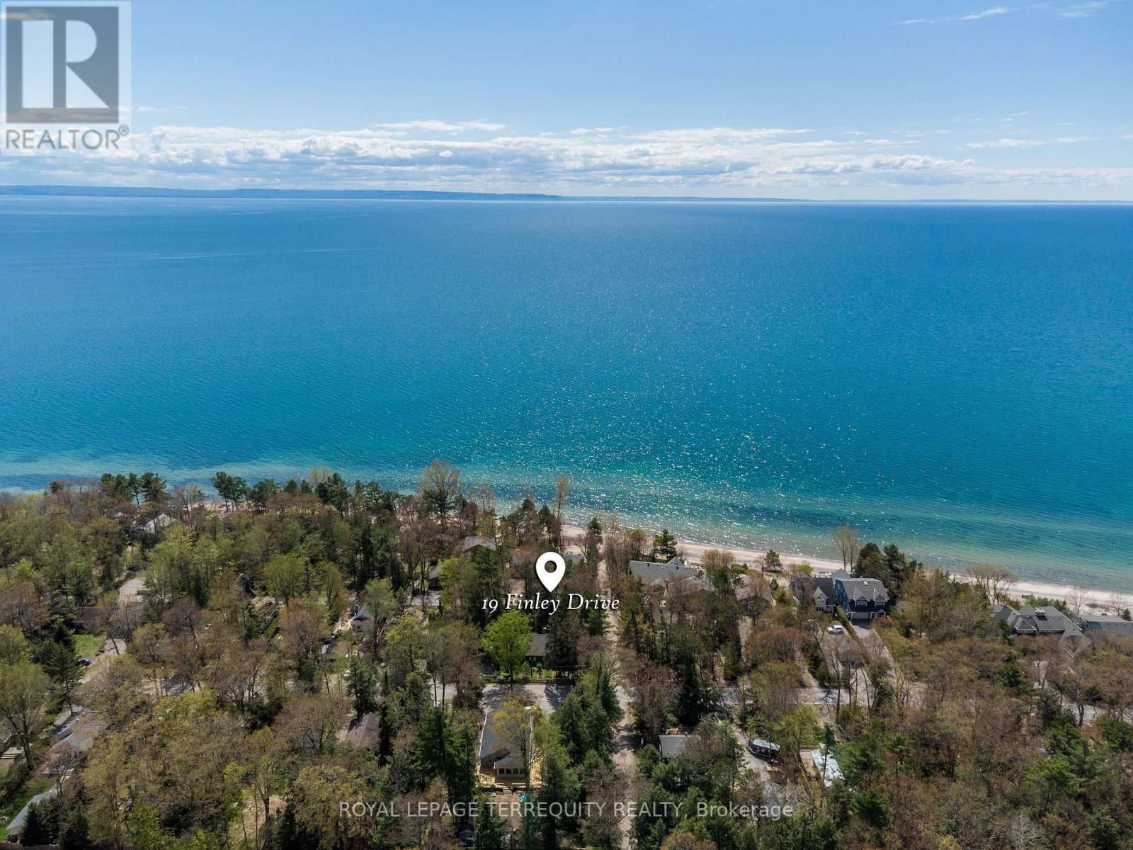 19 FINLEY DRIVE Image 1
