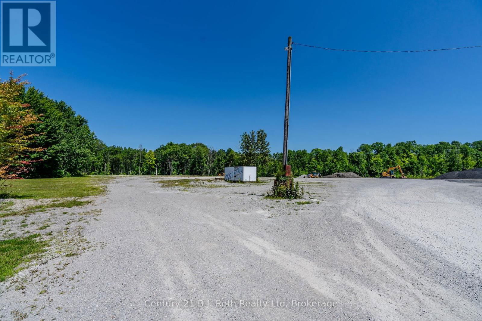 2565 QUARRY ROAD Image 11
