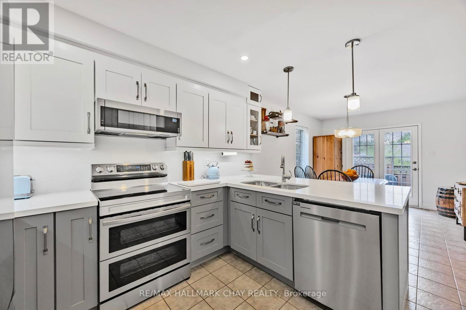 314 HARVIE ROAD Image 3