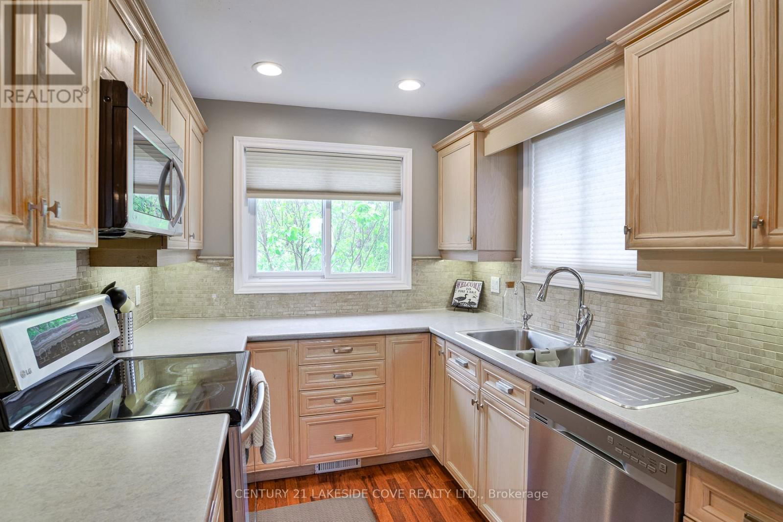 7712 OAK POINT ROAD SOUTH Image 11