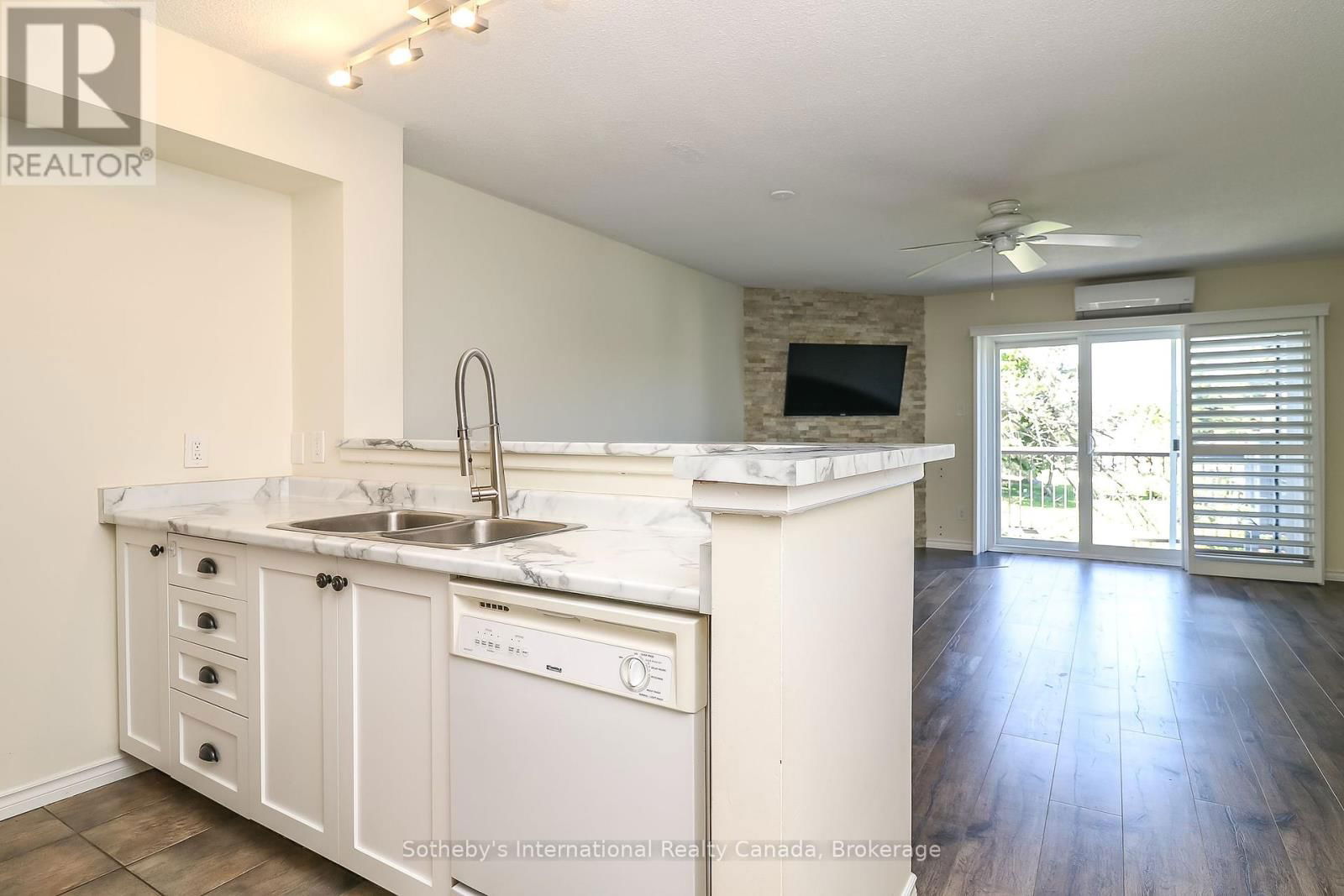 348 MARINERS WAY Image 8