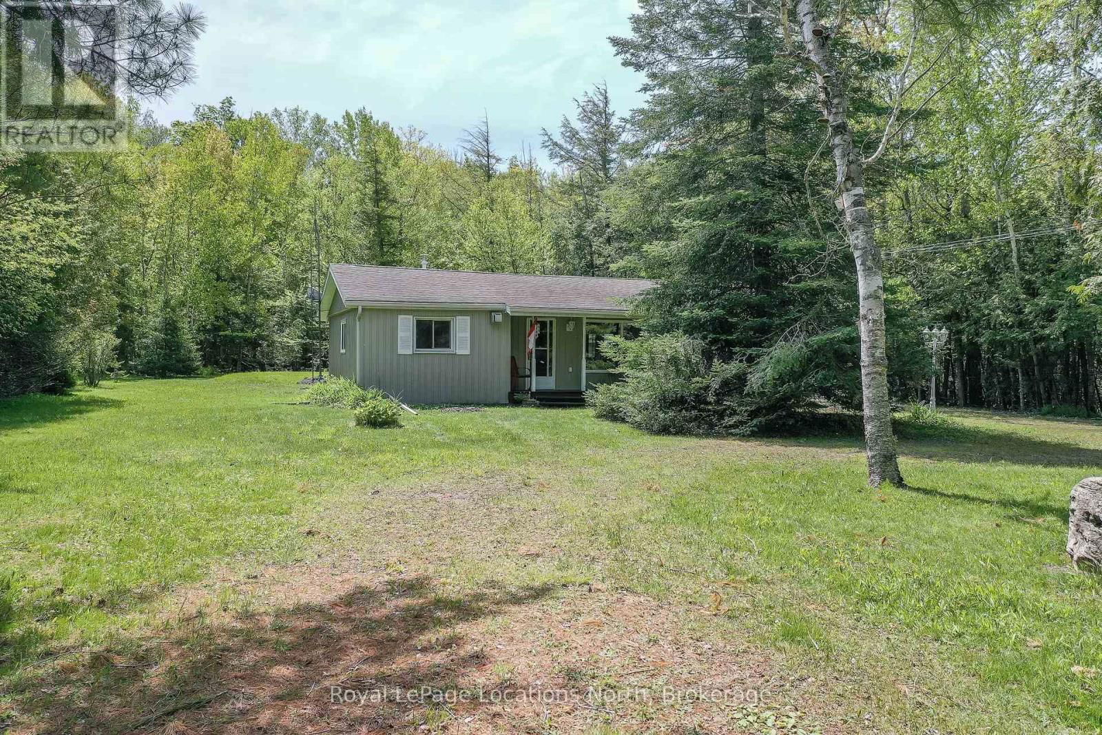 2198 CHAMPLAIN ROAD Image 4