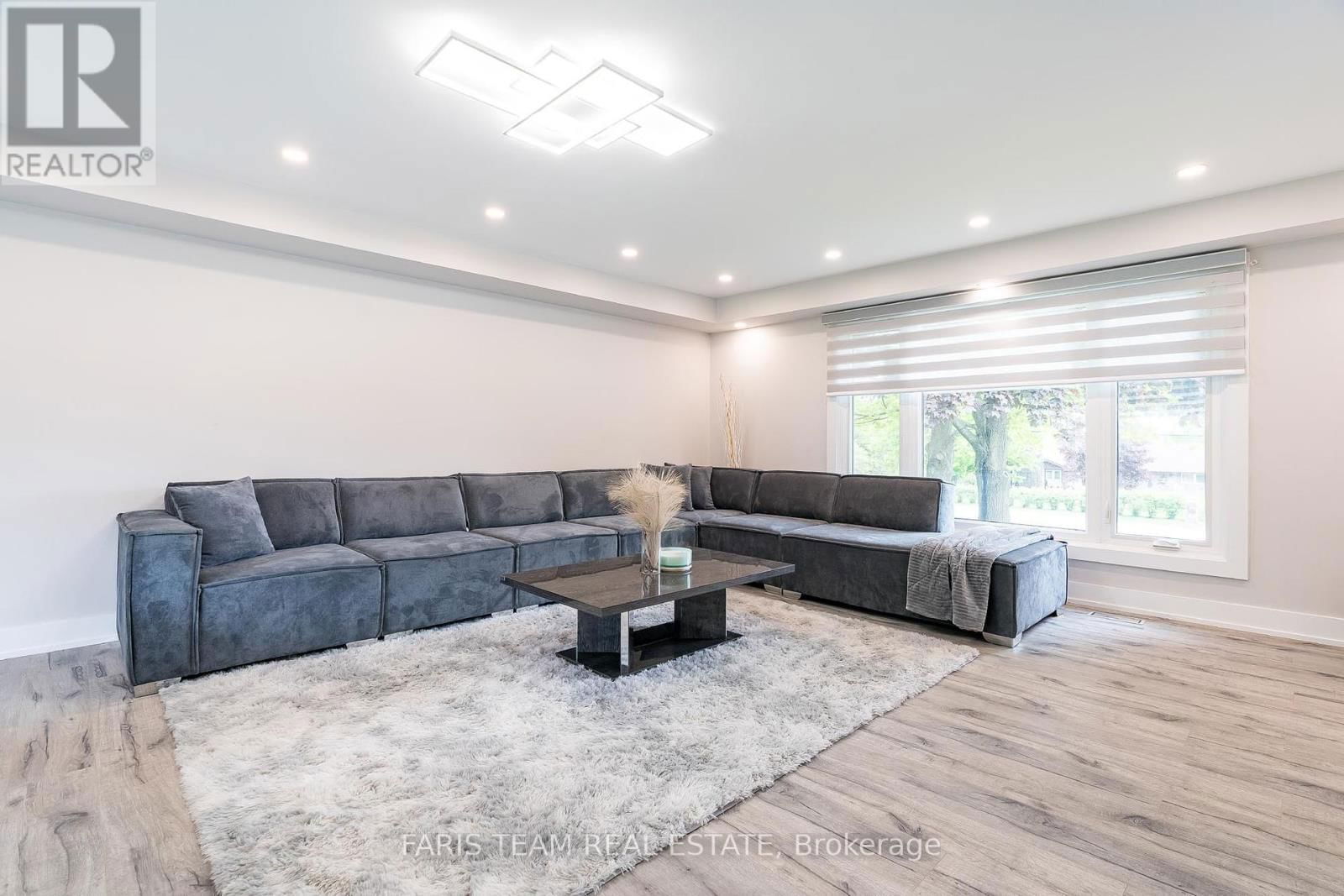432 EDGEHILL DRIVE Image 15
