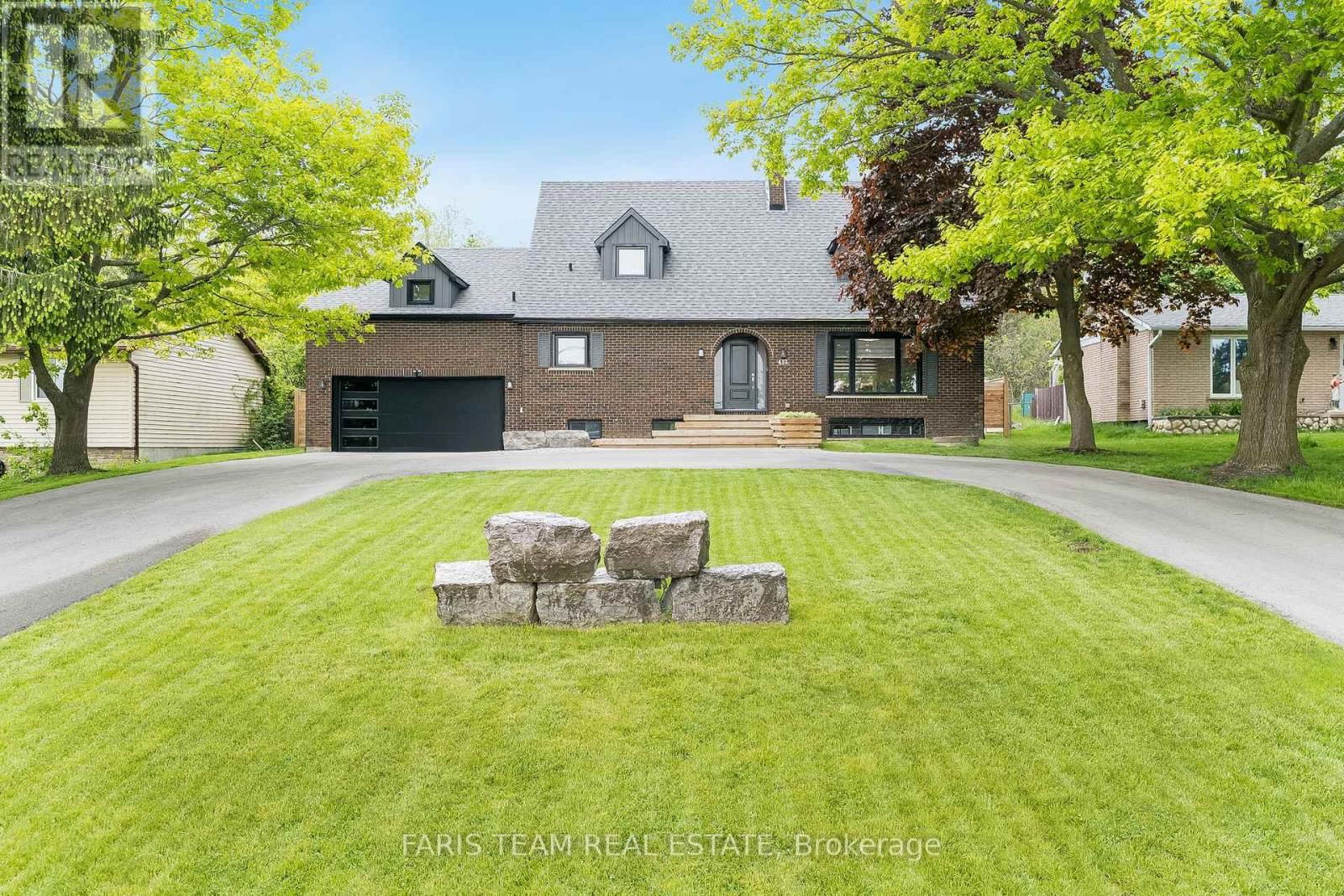 432 EDGEHILL DRIVE Image 2