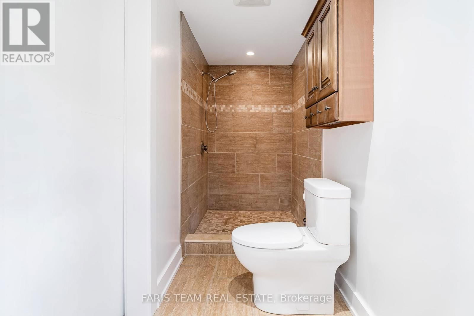 432 EDGEHILL DRIVE Image 22