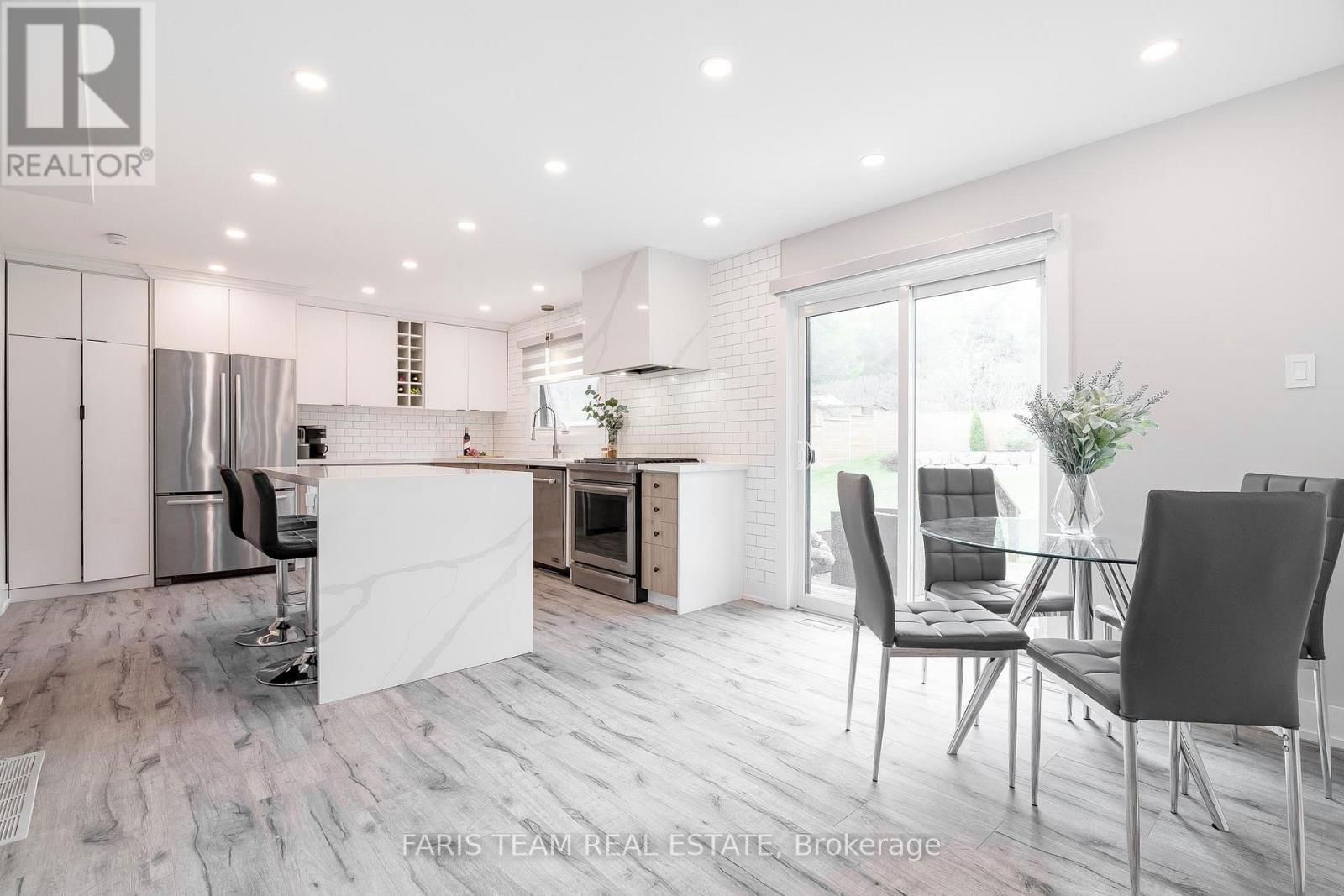 432 EDGEHILL DRIVE Image 3