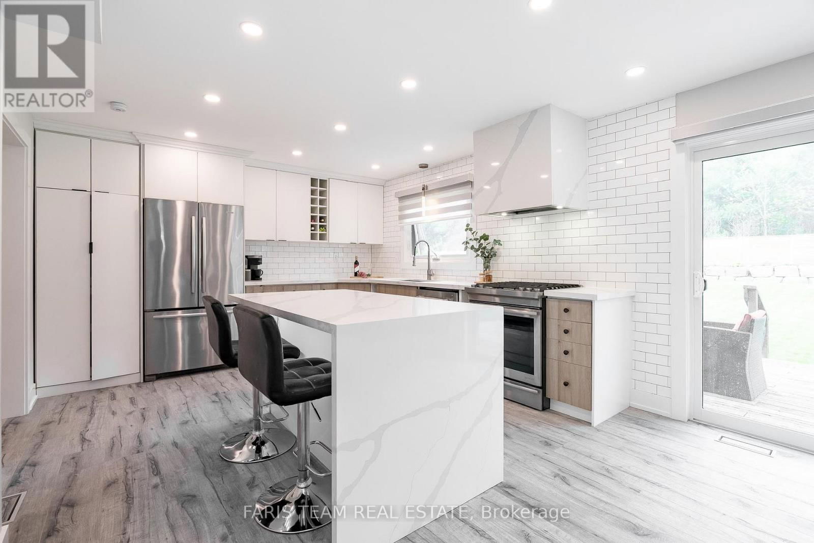 432 EDGEHILL DRIVE Image 4
