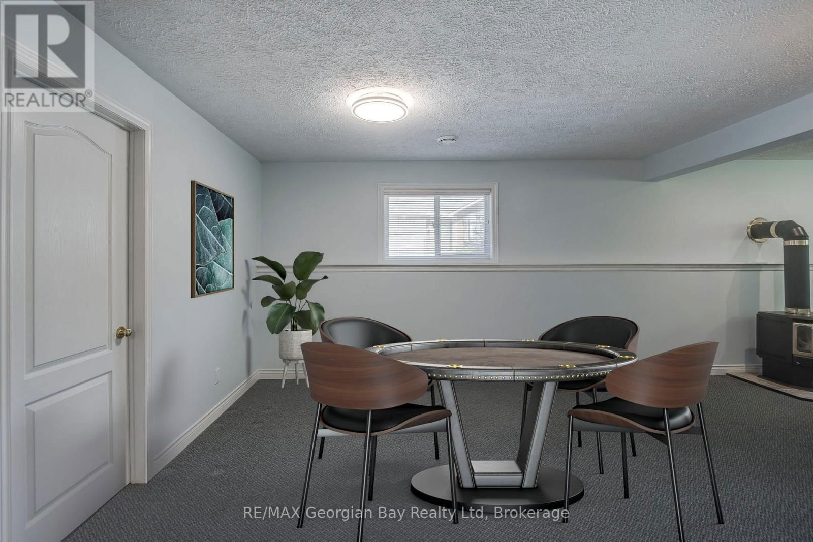 20 - 90 THOMPSON ROAD Image 19
