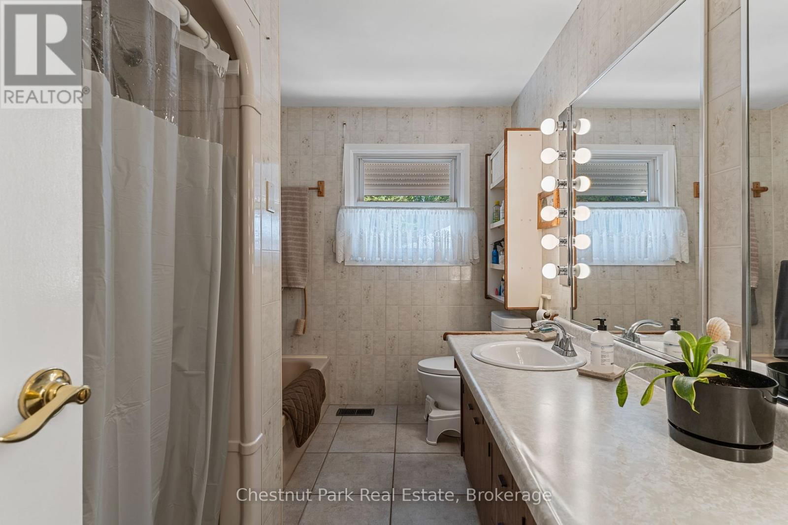31 SAUNDERS STREET Image 16