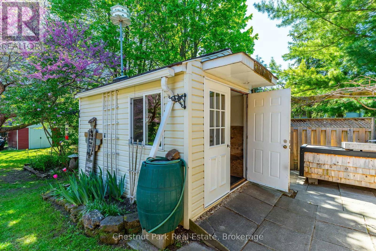 31 SAUNDERS STREET Image 32