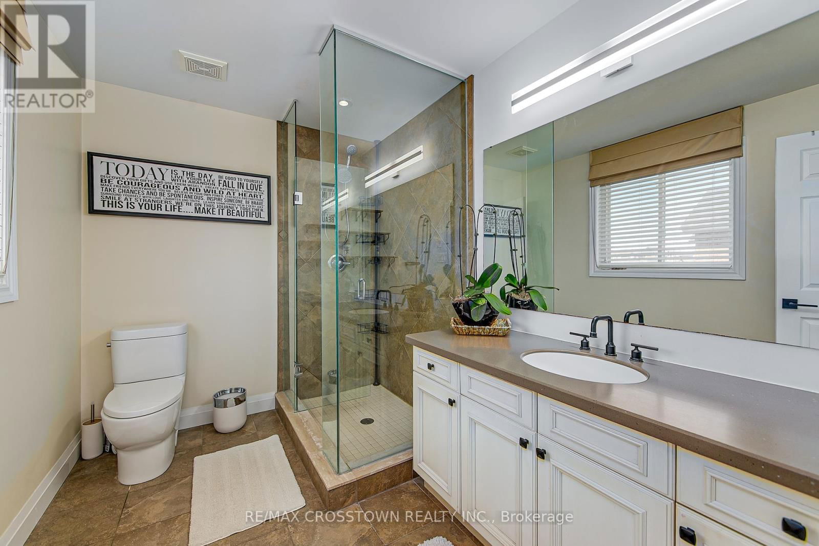 56 GRAIHAWK DRIVE Image 22
