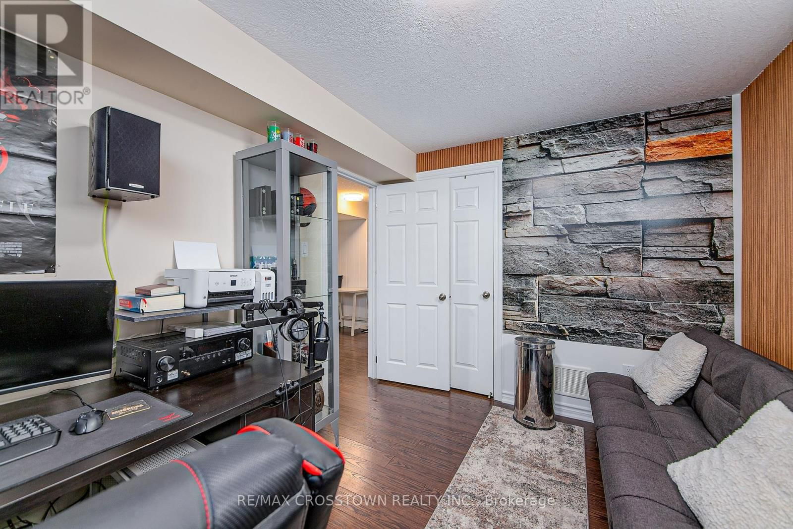 56 GRAIHAWK DRIVE Image 34