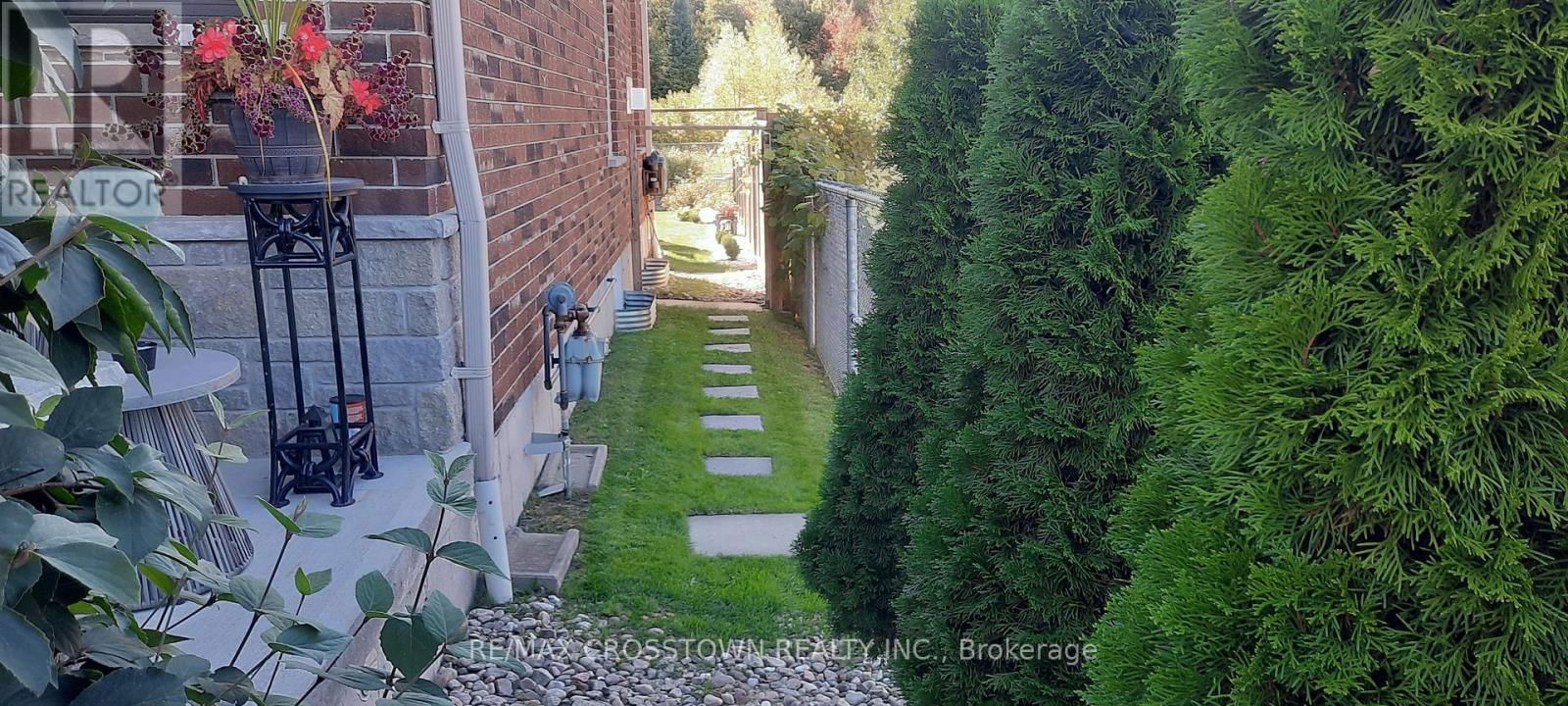 56 GRAIHAWK DRIVE Image 39