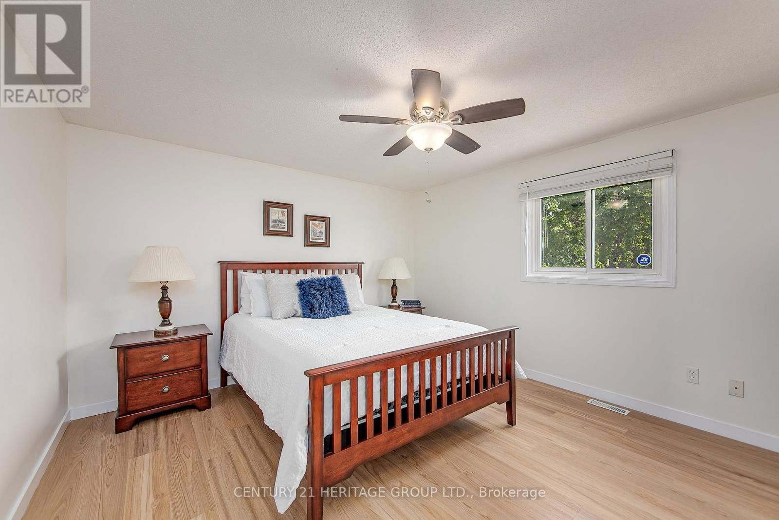 25 SHAKESPEARE CRESCENT Image 12