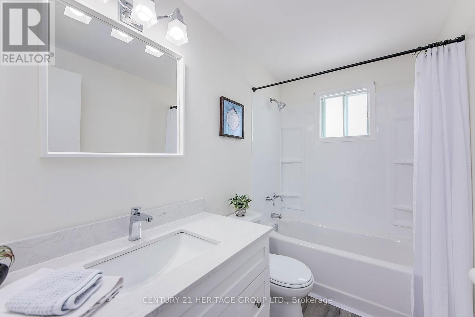 25 SHAKESPEARE CRESCENT Image 19