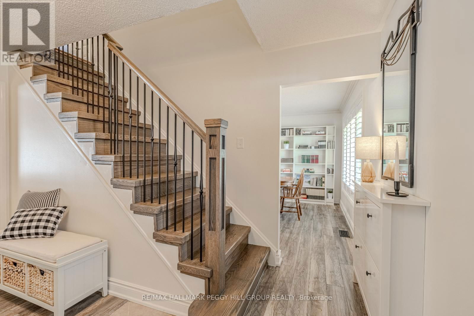 1166 SUNNIDALE ROAD Image 10
