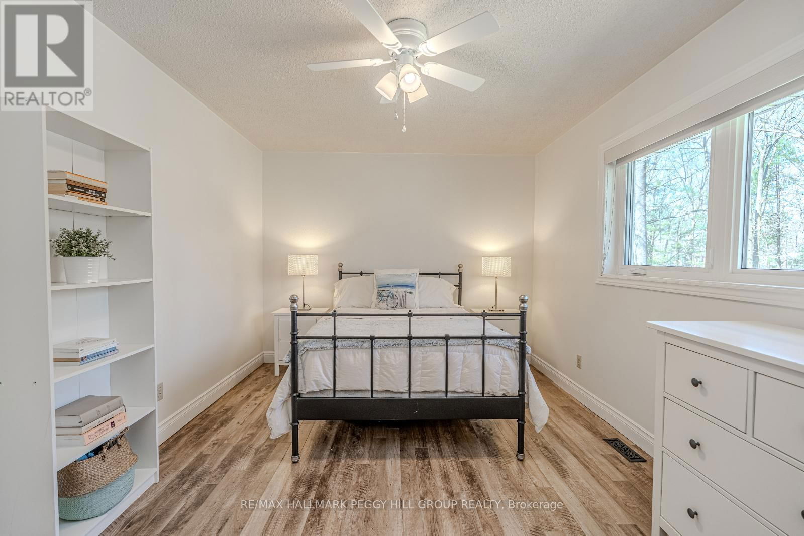 1166 SUNNIDALE ROAD Image 14