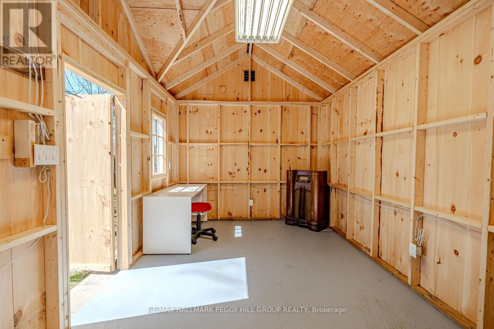1166 SUNNIDALE ROAD Image 27