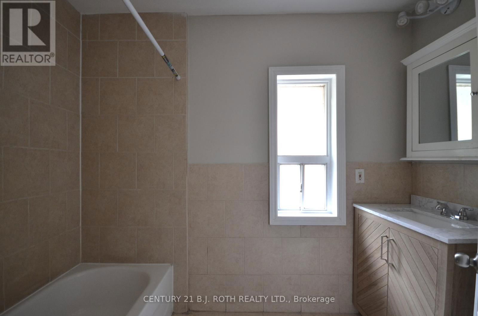 73 HIGH STREET Image 16