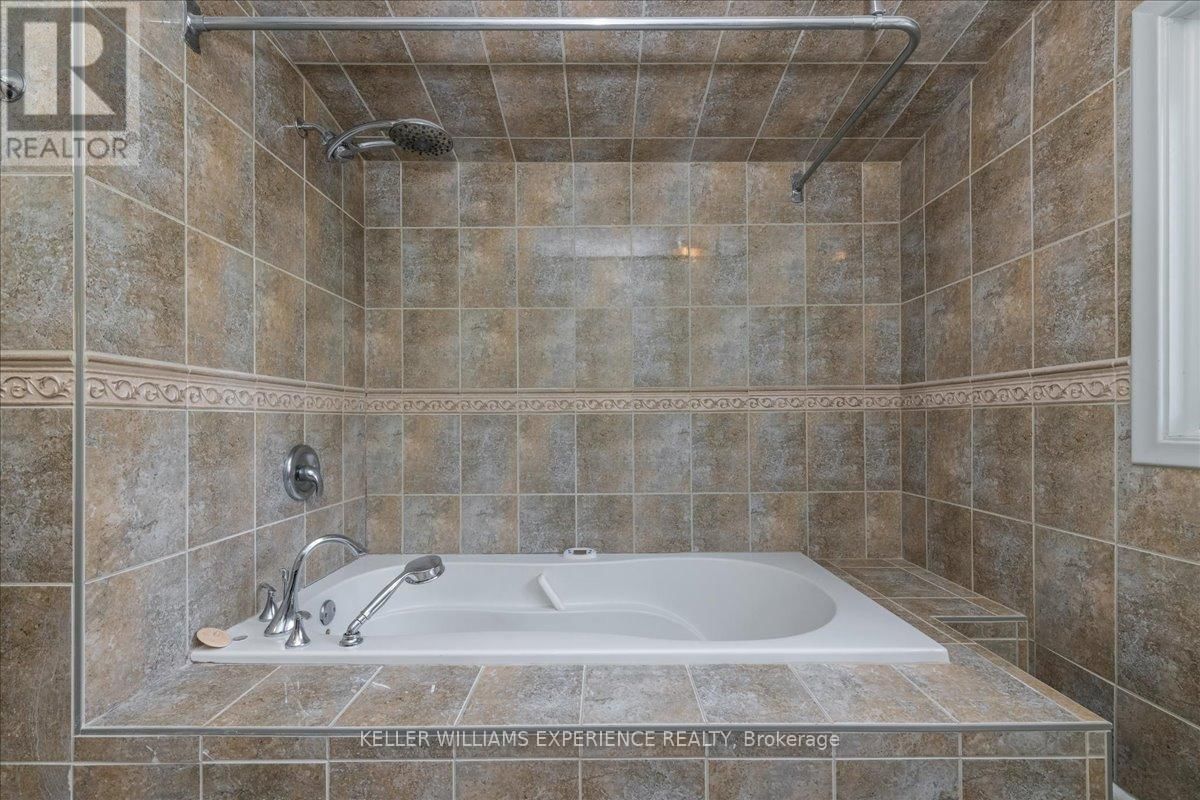 46 EUGENIA STREET Image 15