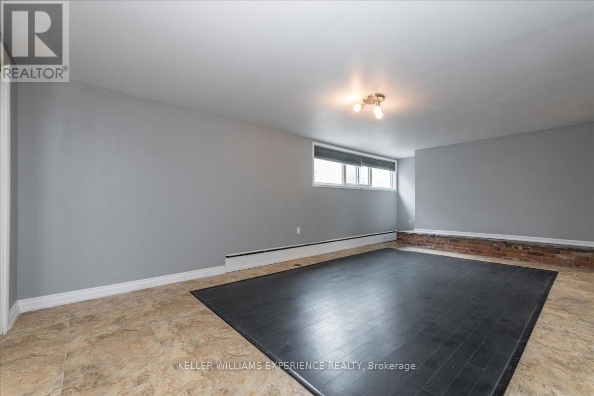 46 EUGENIA STREET Image 36