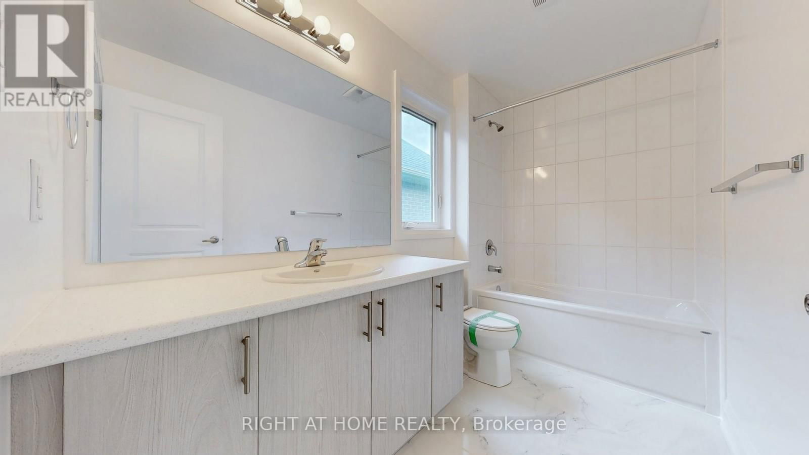 19 BARNYARD TRAIL Image 19
