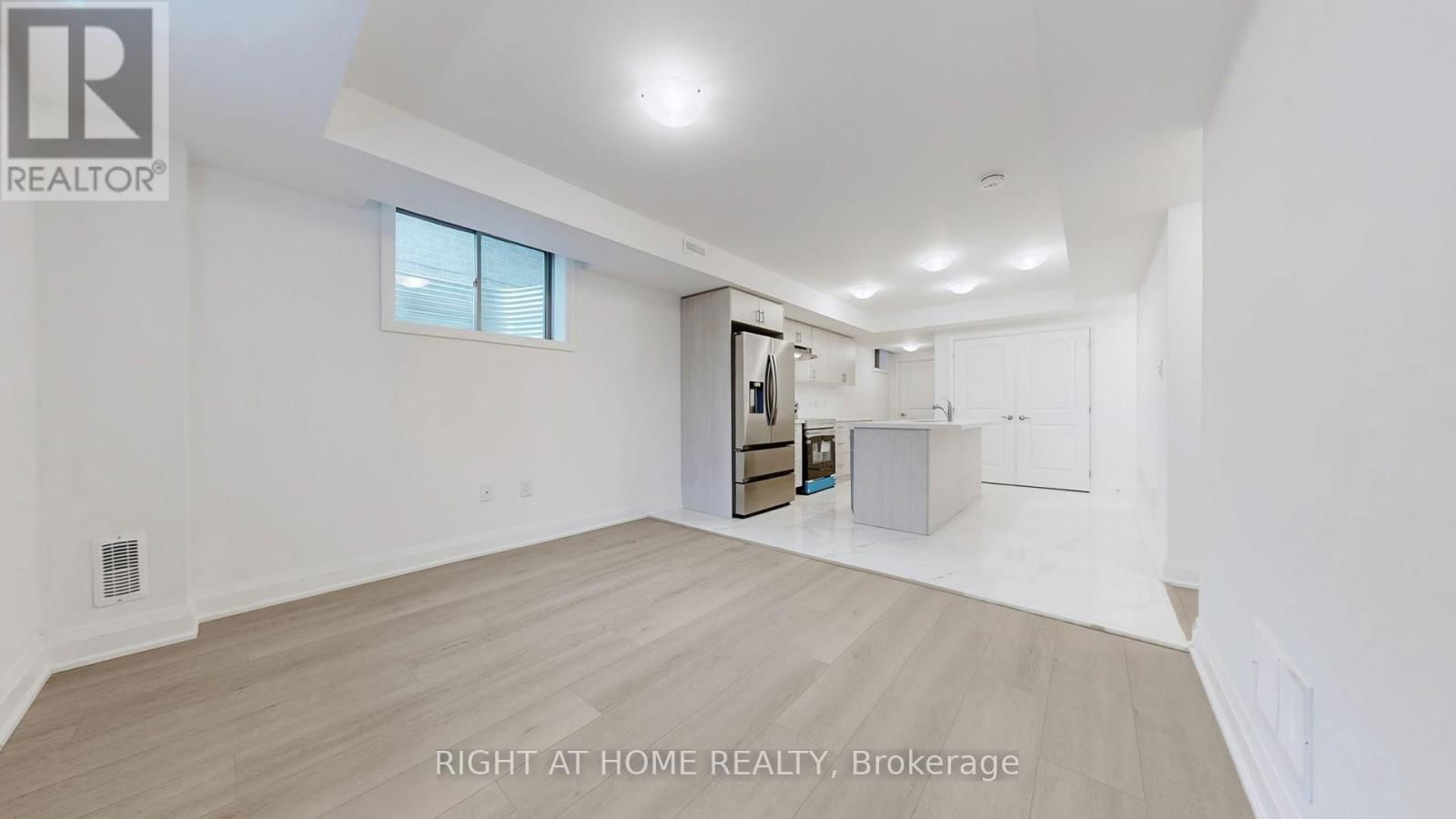 19 BARNYARD TRAIL Image 34