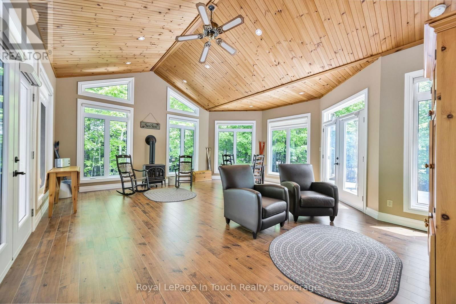 726 PENNORTH DRIVE Image 10