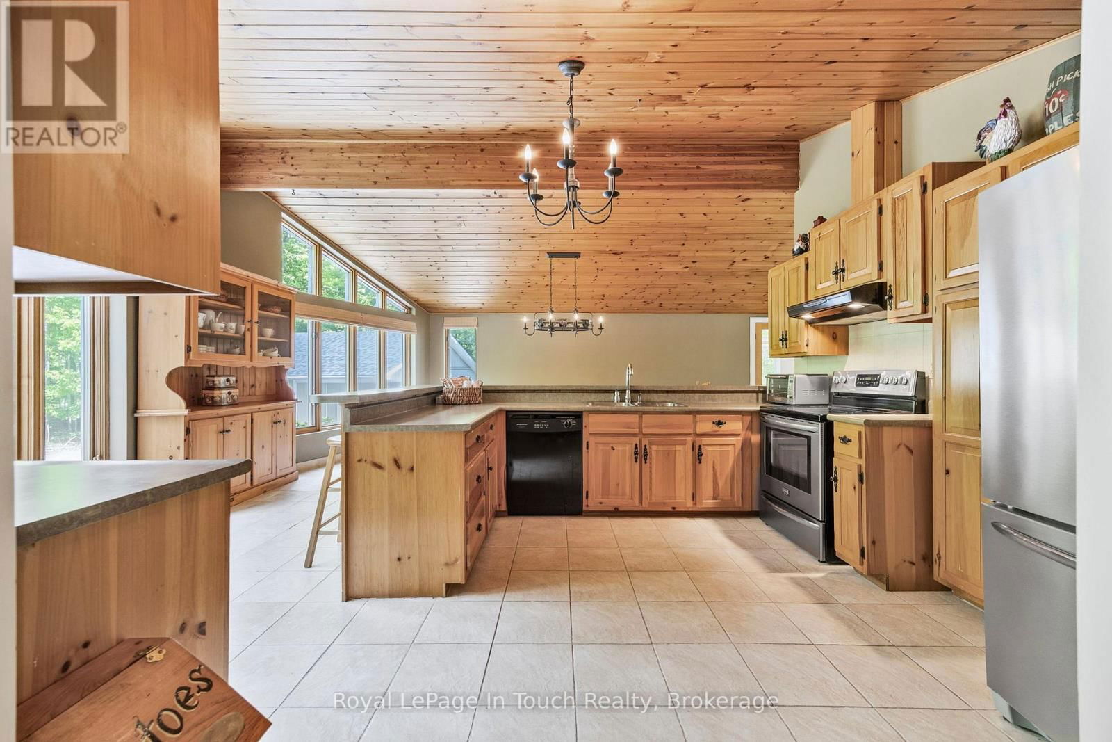 726 PENNORTH DRIVE Image 15