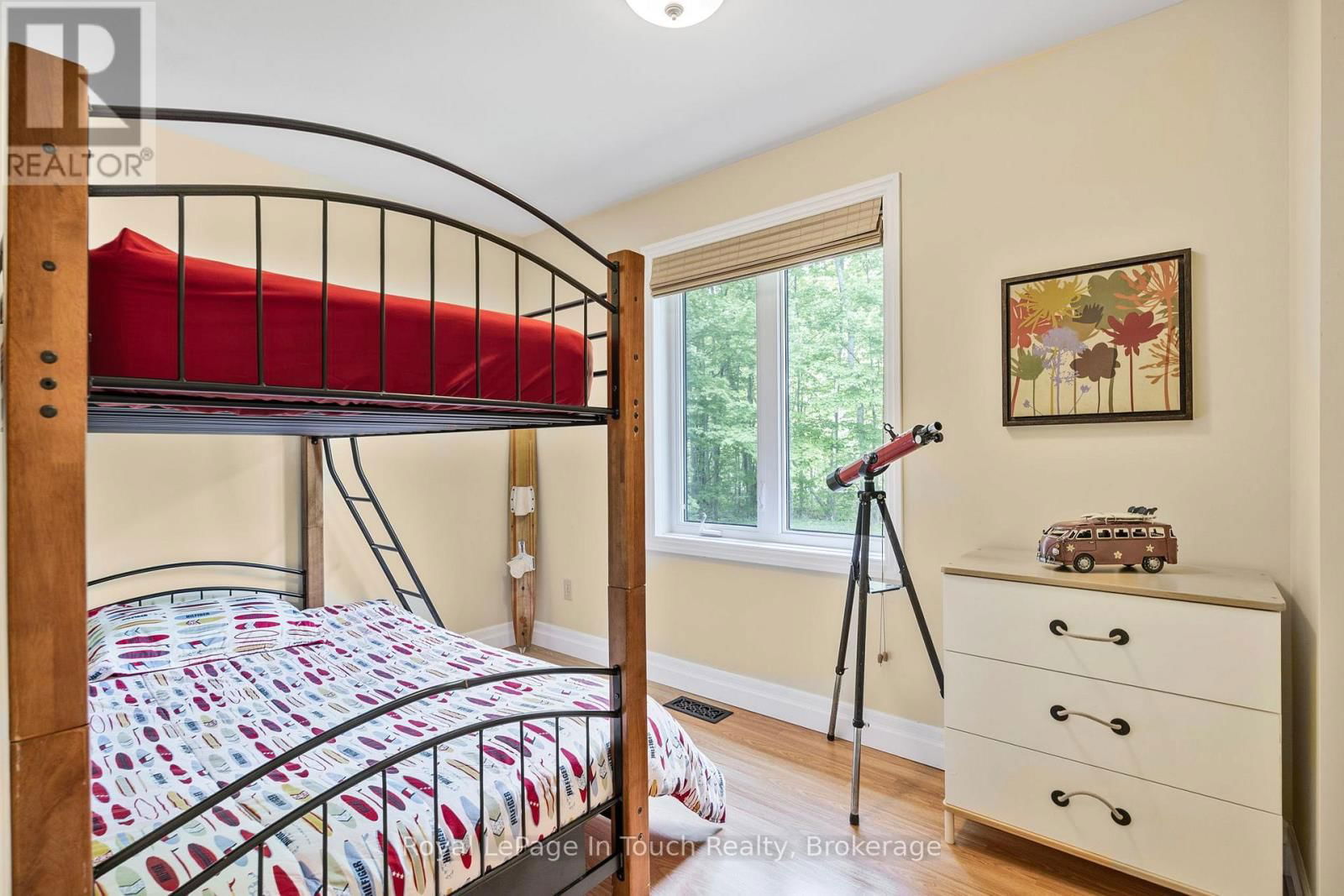 726 PENNORTH DRIVE Image 18