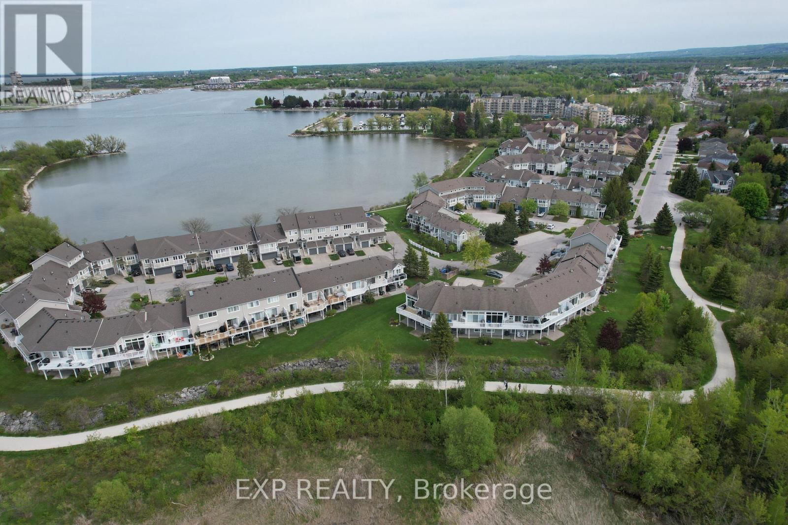22 CRANBERRY SURF Image 37