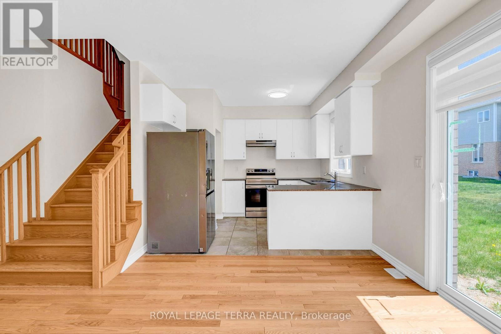 112 NOTTINGHAM ROAD Image 11