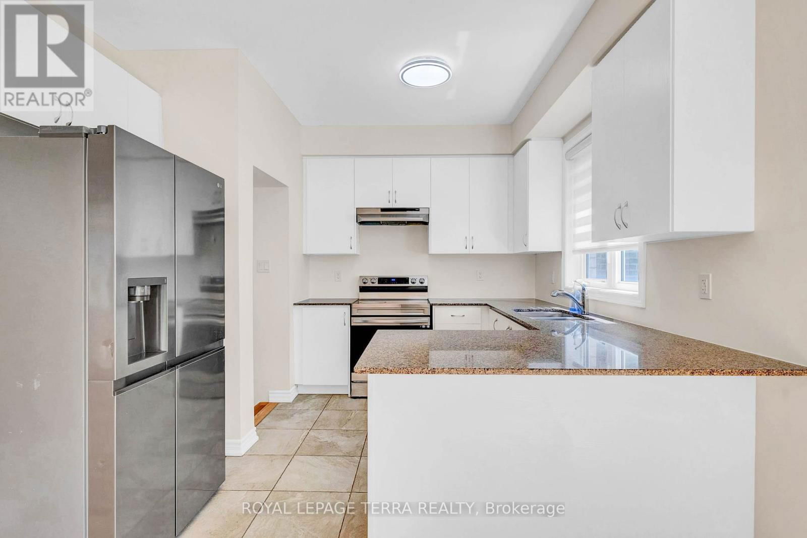 112 NOTTINGHAM ROAD Image 12