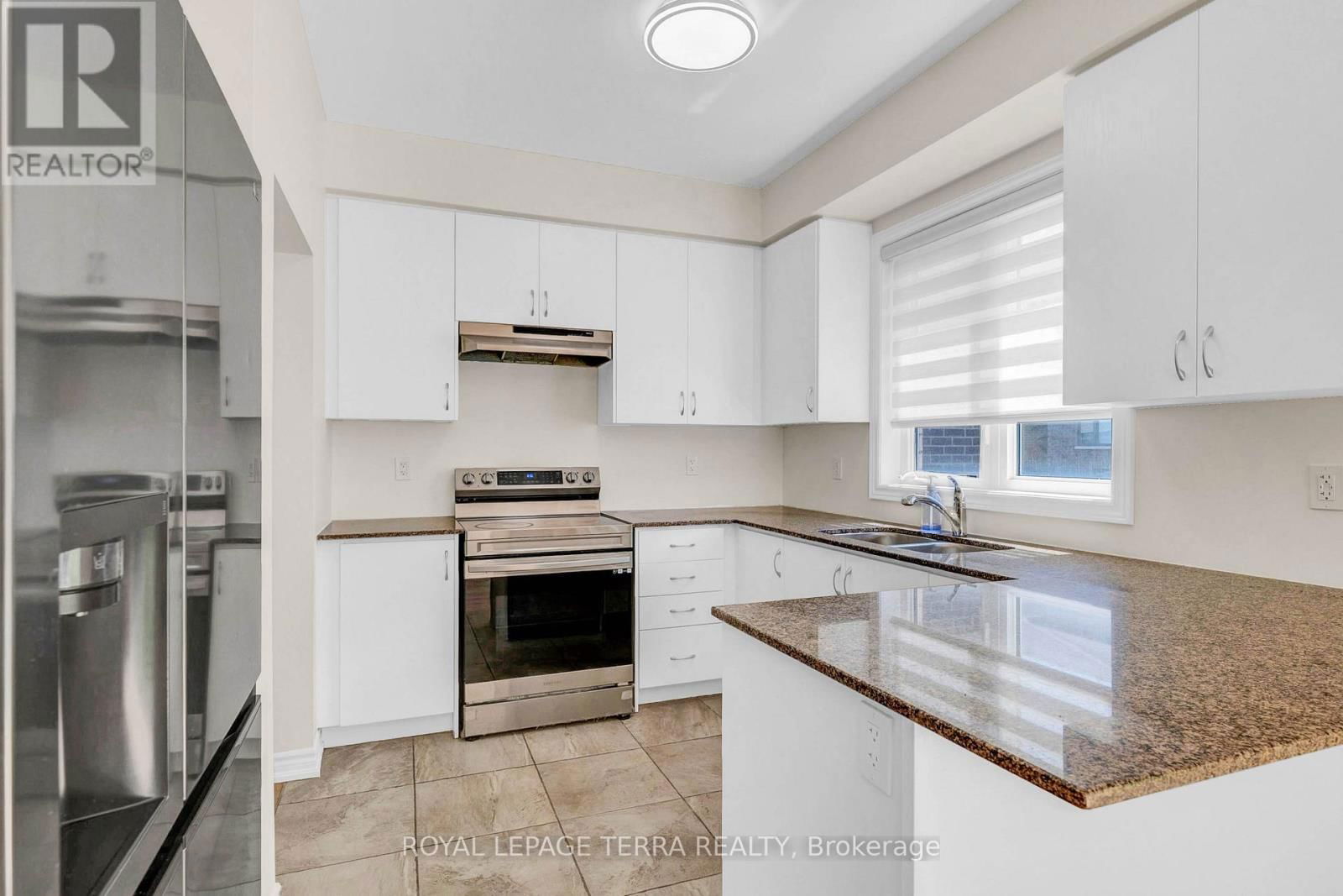 112 NOTTINGHAM ROAD Image 13