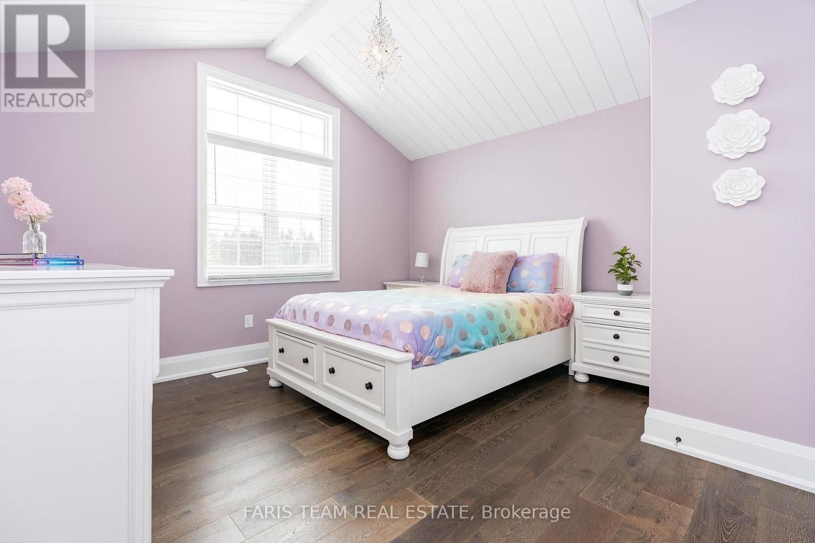 2448 STOCKDALE ROAD Image 18